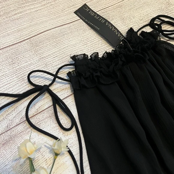 Banana Republic Halter Mini Dress - Picture 5 of 16